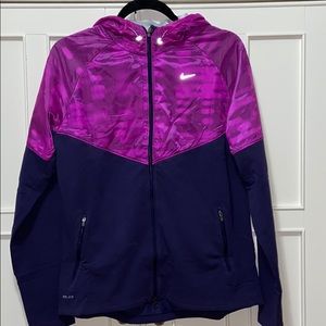 Nike Running Sweater ✨🤍✨